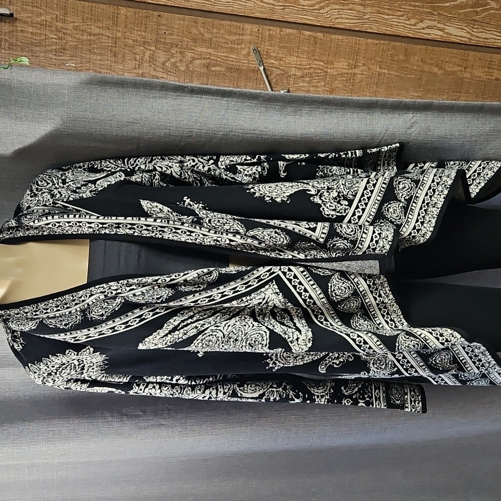 DANA BUCHMAN PAISLEY SOIREE IN SIZE XLGE - Picture 8 of 8